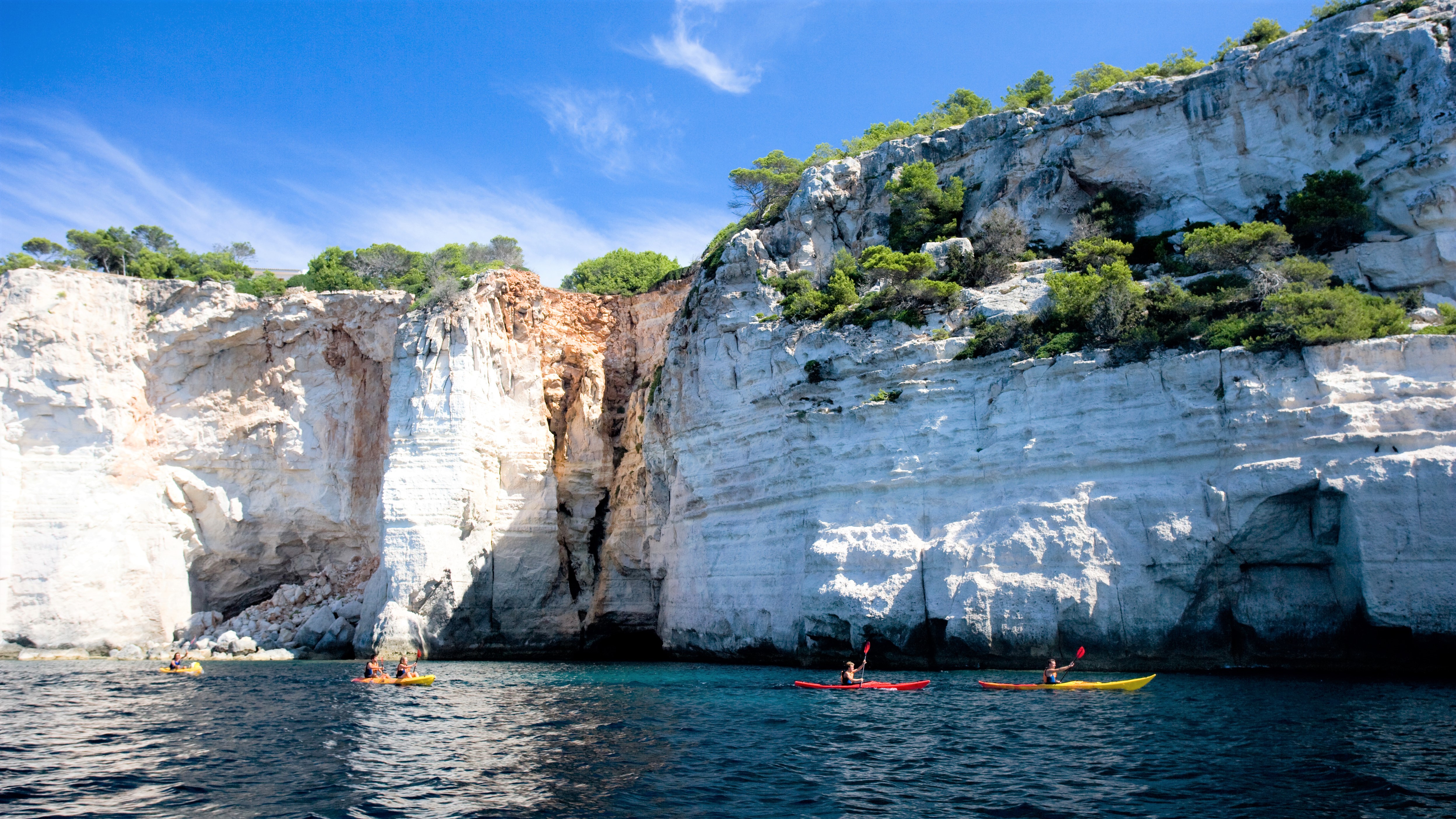 Paddle Surf Rental in Cala Galdana