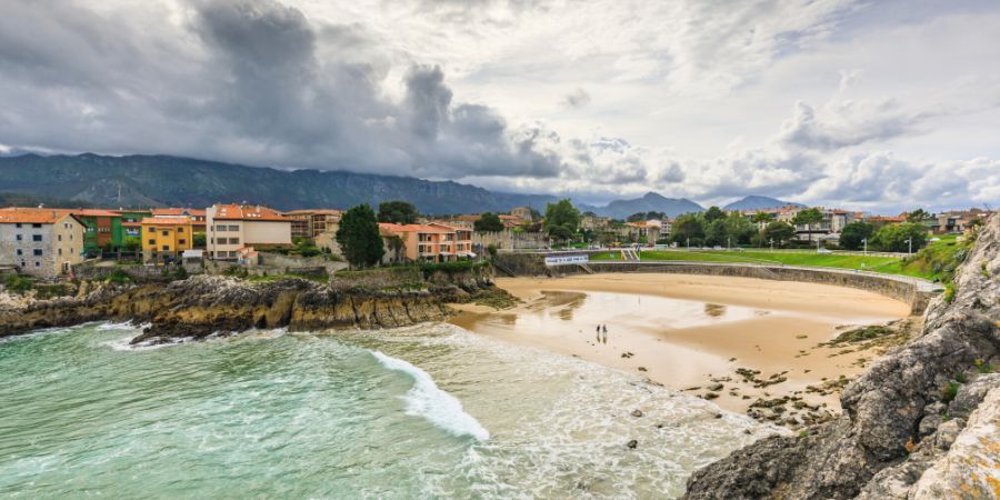 llanes pueblo pesquero asturias