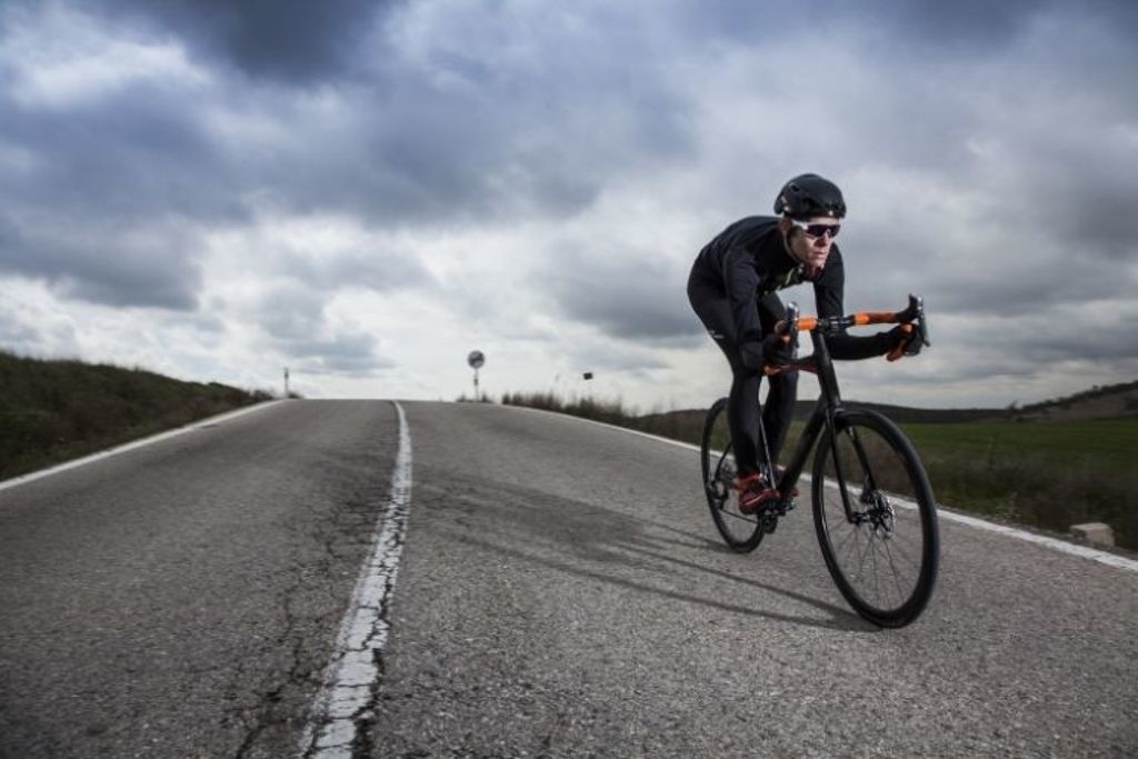 Cuál es la ropa ideal para ciclismo en invierno? | ARTIEM
