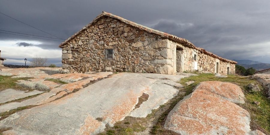 ruta en bici por Lozoyuela de Buitrago