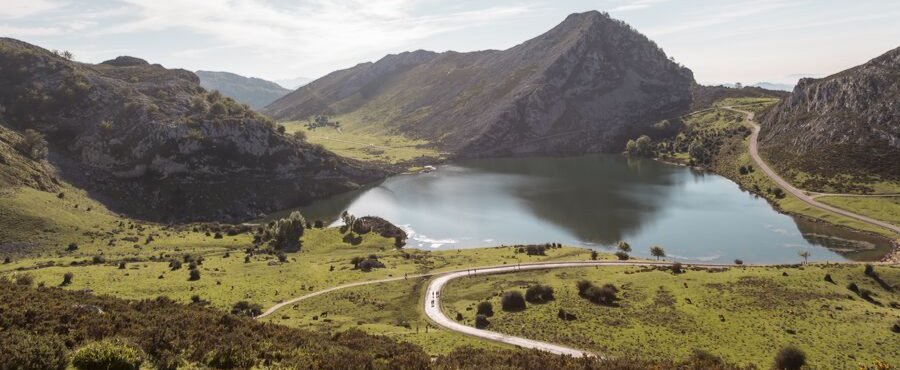 Ruta de montaña por los Lagos de Covadonga, Asturias