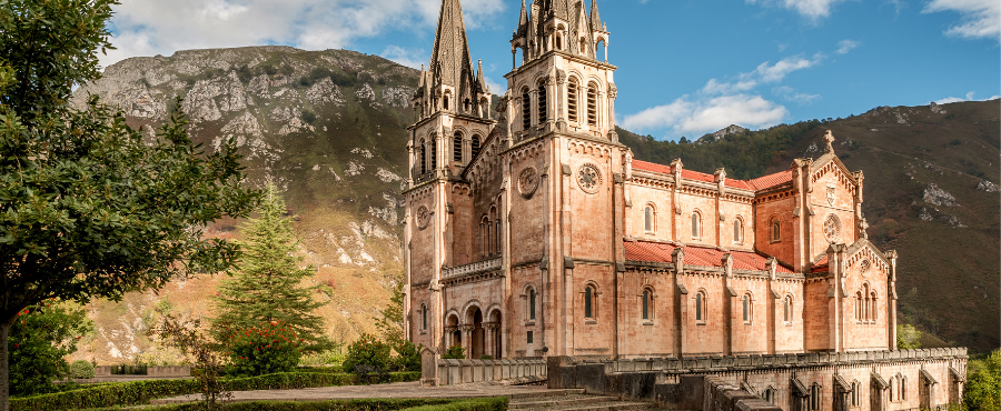 Santuario de la Virgen de Covadonga