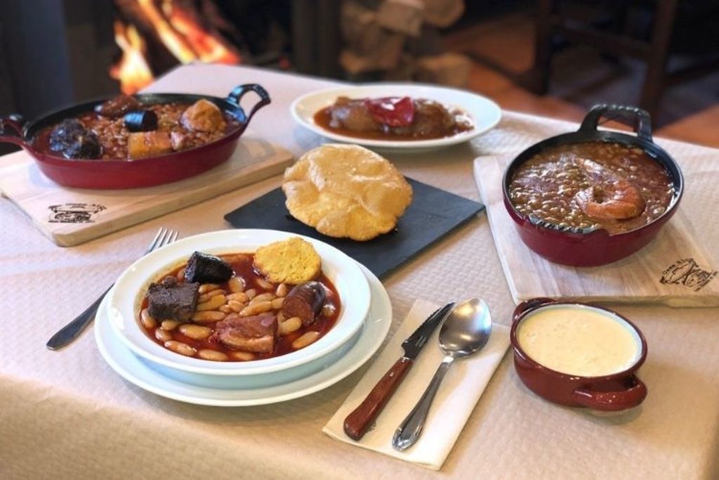 Comer la mejor fabada y el mejor cachopo en Asturias